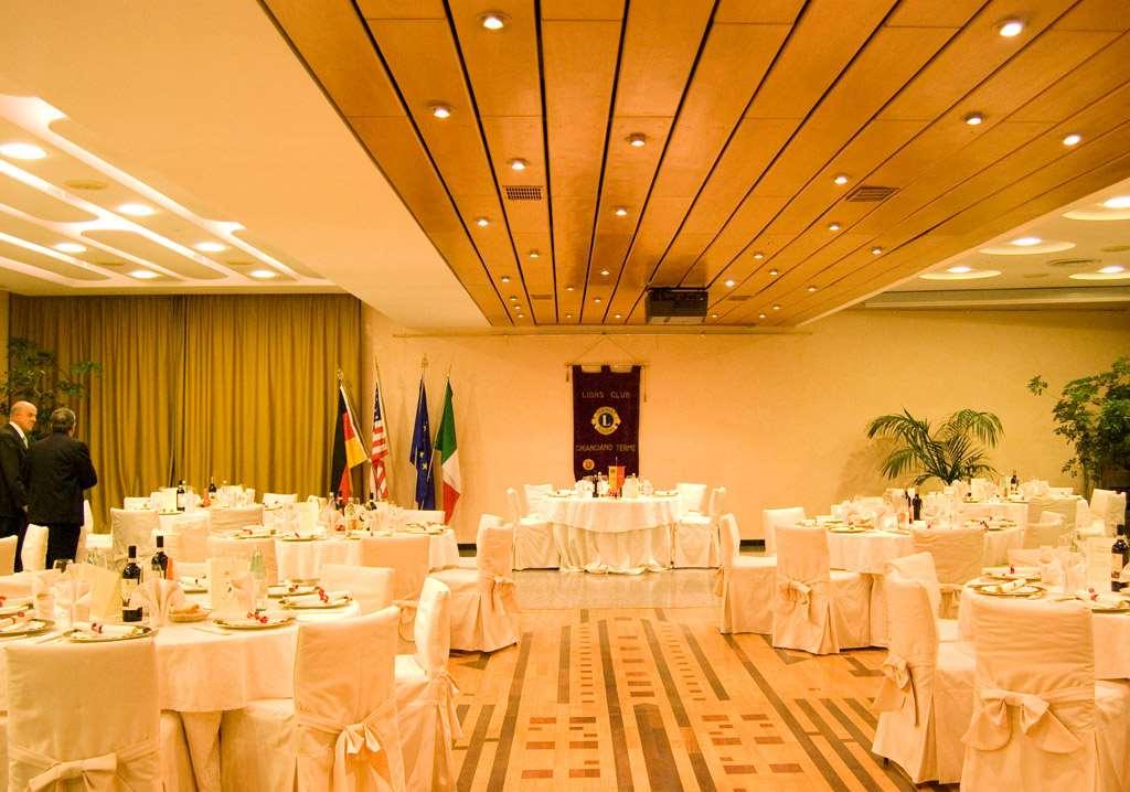 Grand Hotel Ambasciatori Wellness & Spa Кианчано Терме Ресторант снимка